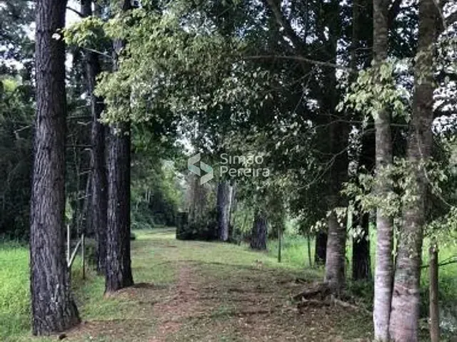 Fazenda com 999000m² 5 quartos e 3 banheiros, à venda, no bairro Monte Verde em Juiz de Fora