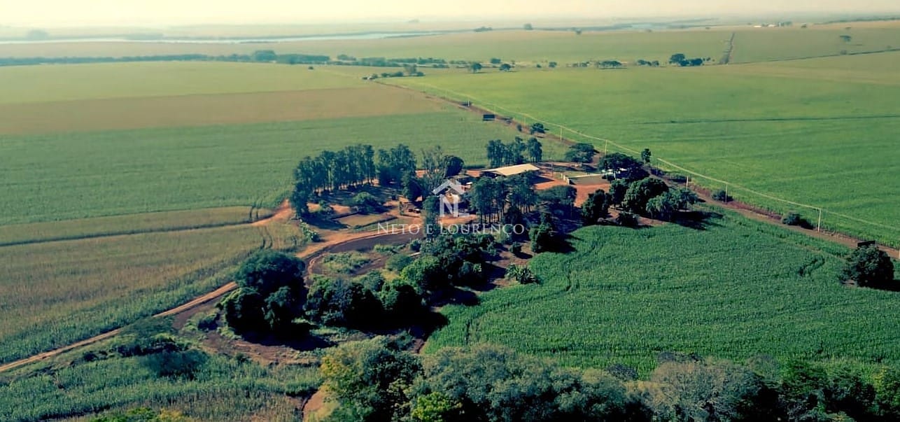 Fazenda à venda com 5 quartos, 7260000m² - Foto 17
