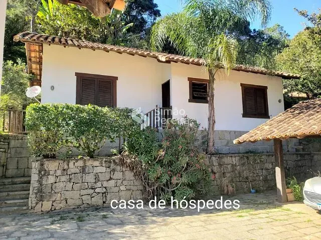 Fazenda com 8308m² 7 quartos e 6 banheiros, à venda, no bairro Itaipava em Petrópolis