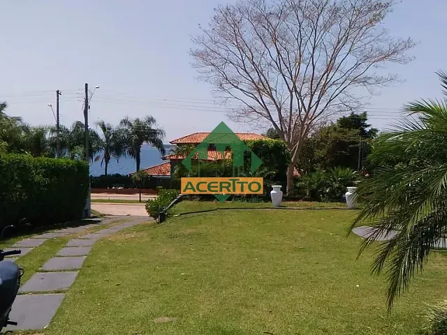Fazenda com 1307m² 4 quartos e 5 banheiros, à venda, no bairro Chácaras Paraíso em Araçatuba