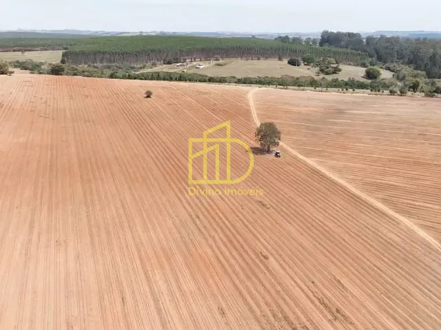 Fazenda com 1283000m², à venda, no bairro Área Rural em Itapetininga