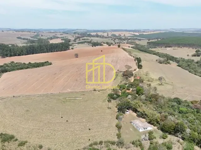 Fazenda com 1283000m², à venda, no bairro Área Rural em Itapetininga