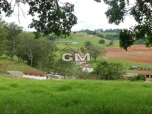 Fazenda com 2299000m² 8 quartos e 10 banheiros, à venda, no bairro Bairro Rural Brejão em São José do Rio Pardo