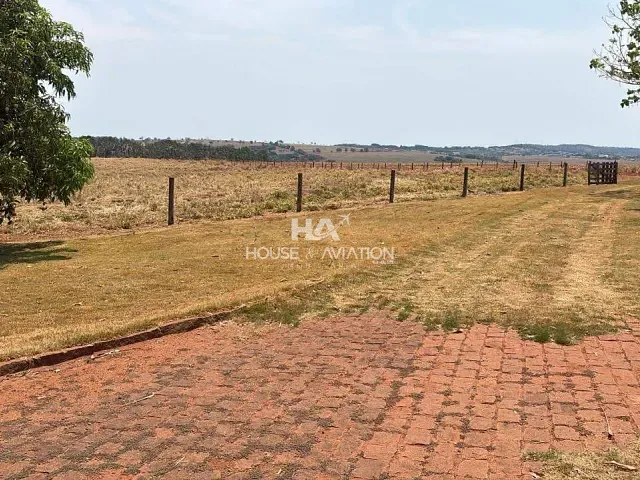 Fazenda com 363m² 4 quartos e 2 banheiros, à venda, no bairro Zona rural em Brazabrantes