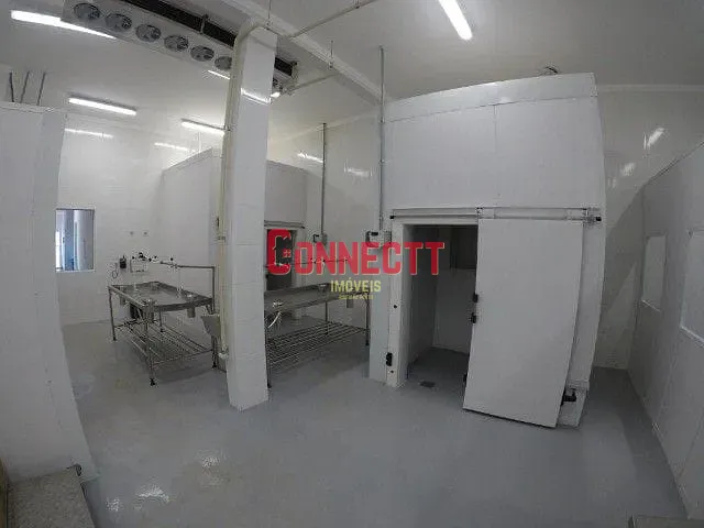 Fazenda com 135000m² 4 quartos e 5 banheiros, à venda, no bairro Zona Rural em Ribeirão Preto