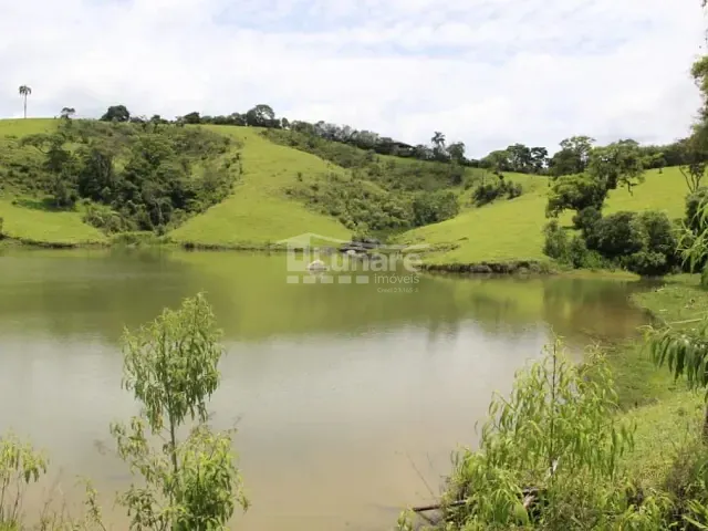 Fazenda com 363000m², à venda, no bairro Centro em Biritiba Mirim
