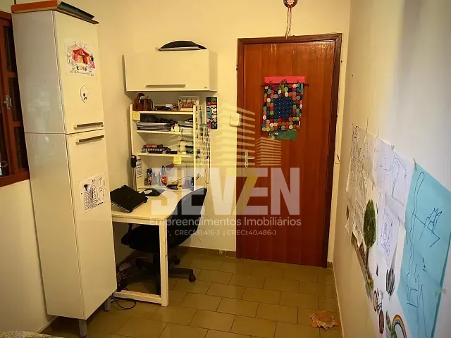 Fazenda com 4900m² 3 quartos e 2 banheiros, para alugar, no bairro Zona Rural em Arealva