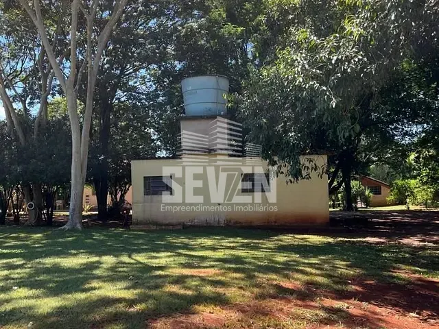 Fazenda com 4900m² 3 quartos e 2 banheiros, para alugar, no bairro Zona Rural em Arealva