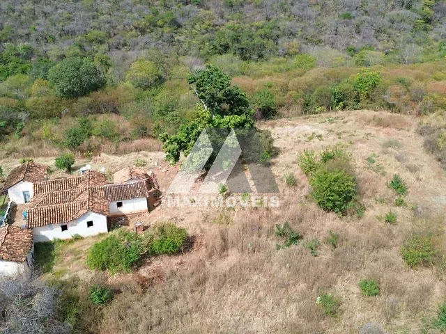 Fazenda com 3660000m², à venda, no bairro Zona Rural em Coronel Murta