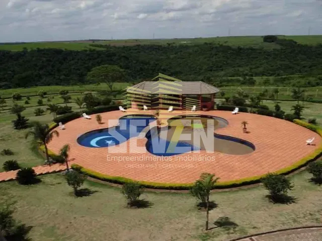 Fazenda com 3944600m² 16 quartos e 11 banheiros, à venda, no bairro Zona Rural em Pirajuí