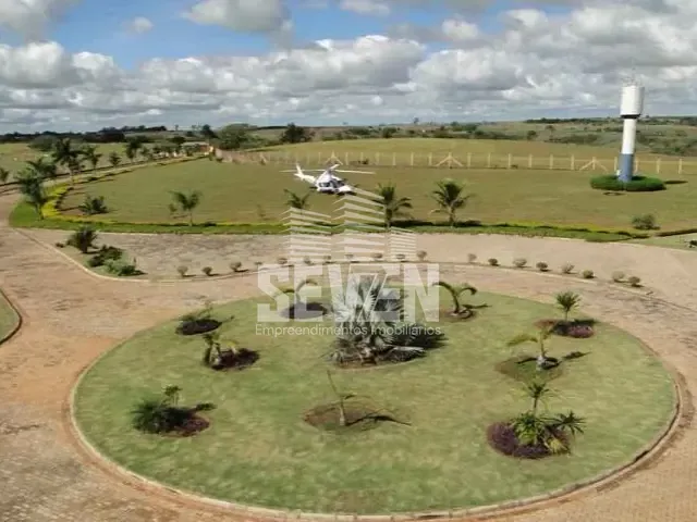 Fazenda com 3944600m² 16 quartos e 11 banheiros, à venda, no bairro Zona Rural em Pirajuí