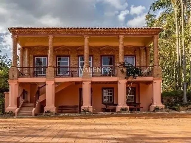 Fazenda com 1310000m² 6 quartos e 3 banheiros, à venda, no bairro Jardim Leonor em Itatiba