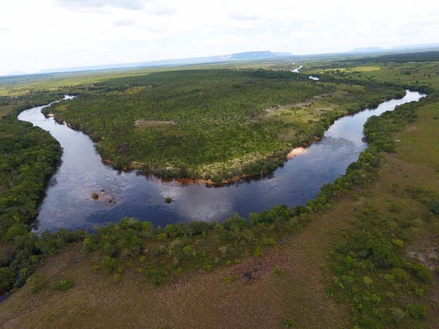 Fazenda com 27020m², à venda, no bairro 0 em Mateiros