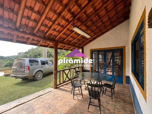 Fazenda com 2027990m² 4 quartos e 4 banheiros, à venda, no bairro Paraibuna em Paraibuna