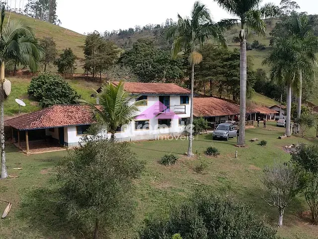 Fazenda com 2027990m² 4 quartos e 4 banheiros, à venda, no bairro Paraibuna em Paraibuna
