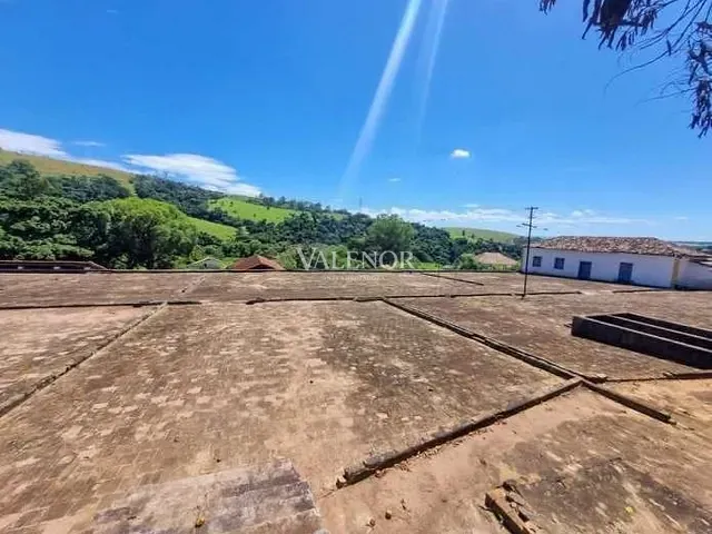 Fazenda com 580000m² 6 quartos e 2 banheiros, à venda, no bairro Capela do Barreiro em Itatiba
