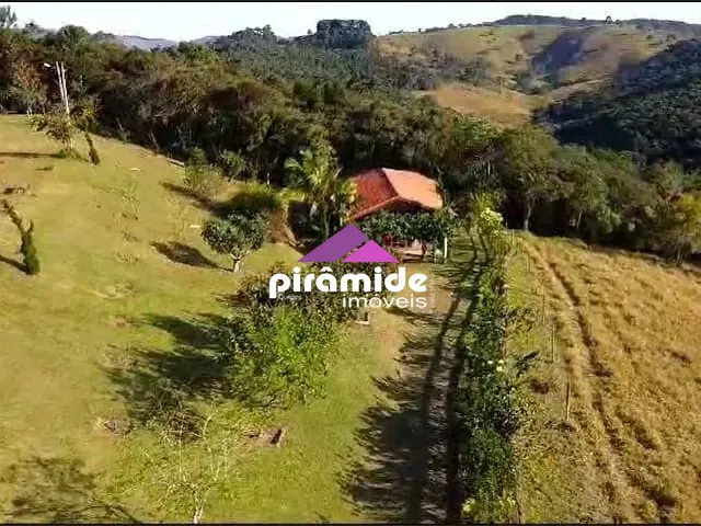 Fazenda com 290400m², à venda, no bairro Borda Do Campo em Cunha