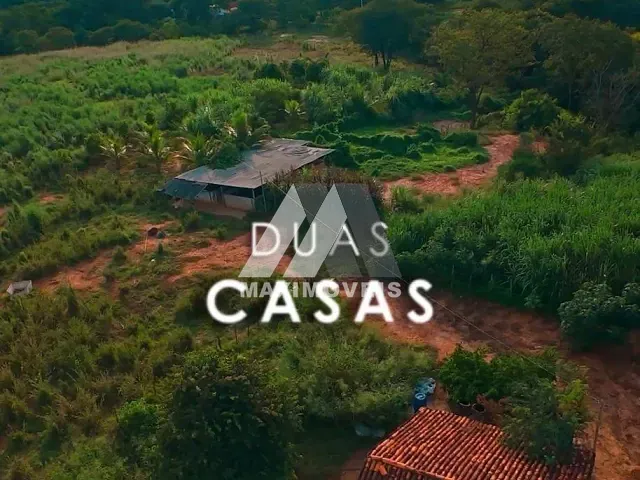 Fazenda com 460000m² 4 quartos e 2 banheiros, à venda, no bairro Baixa Quente em Araçuaí