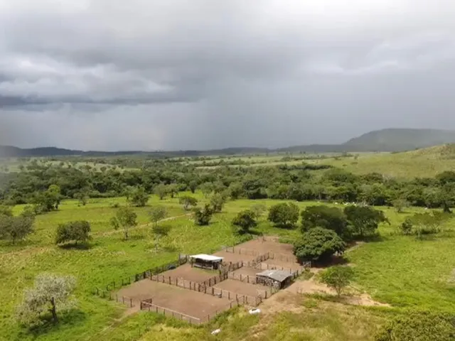 Fazenda com 10m² 5 quartos e 5 banheiros, à venda, no bairro Rural em Peixe