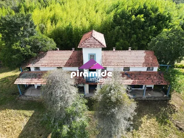 Fazenda com 888140m² 10 quartos e 11 banheiros, à venda, no bairro Campo Alegre em Cunha