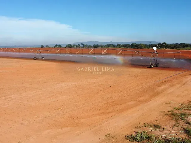 Fazenda com 21320000m² 5 quartos e 5 banheiros, à venda, no bairro Centro em Buritizeiro