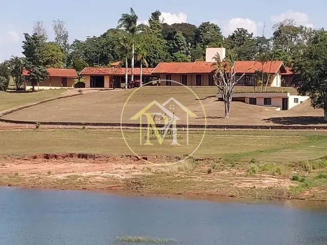 Fazenda com 1403600m², à venda, no bairro Área Rural de Avaré em Avaré