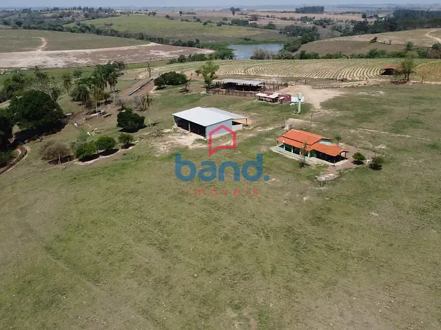 Fazenda com 968000m² 8 quartos e 4 banheiros, à venda, no bairro Registro em Porto Feliz