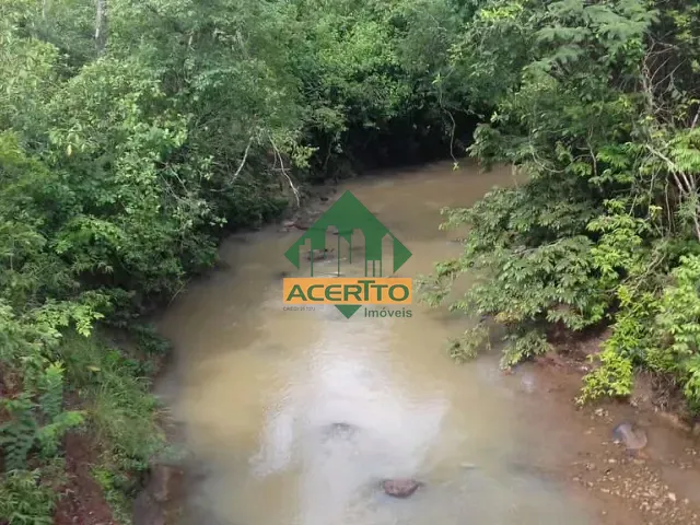 Fazenda com 52080000m², à venda, no bairro Zona Rural em Paranatinga