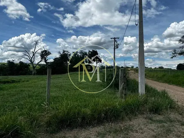 Fazenda com 968000m² 2 quartos e 1 banheiro, à venda, no bairro Área rural em Porto Feliz