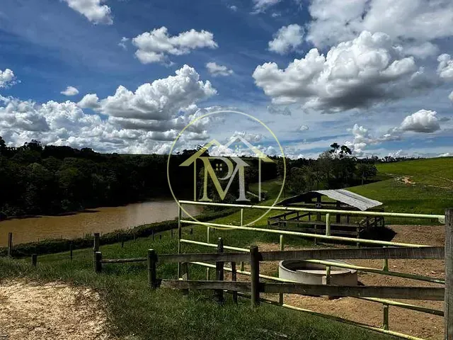 Fazenda com 968000m² 2 quartos e 1 banheiro, à venda, no bairro Área rural em Porto Feliz