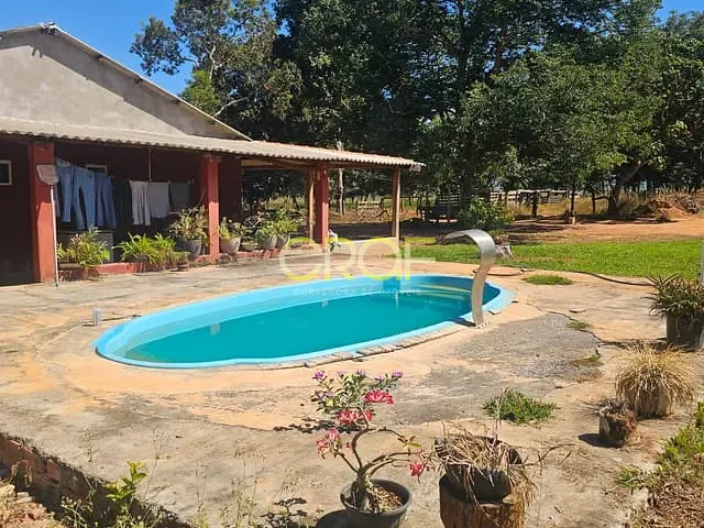 Fazenda com 210m² 3 quartos e 2 banheiros, à venda, no bairro Área Rural de Formosa em Formosa