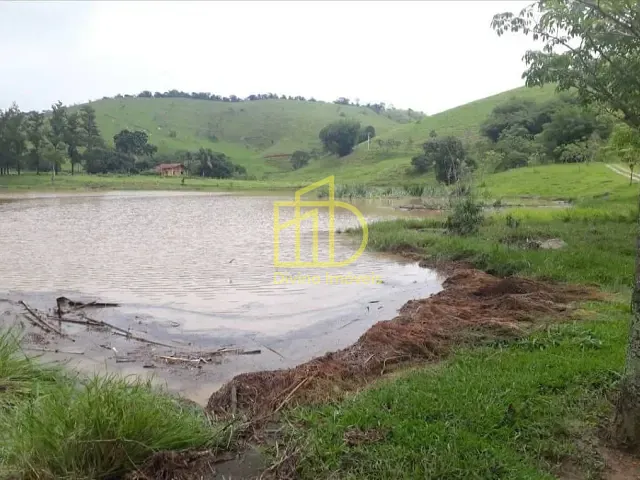 Fazenda com 380m², à venda, no bairro Centro em Cachoeira Paulista