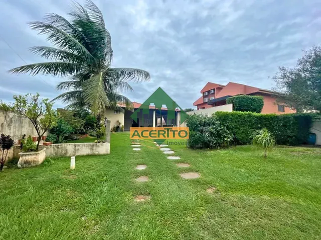 Fazenda com 525m² 3 quartos e 3 banheiros, à venda, no bairro Aeroporto em Araçatuba