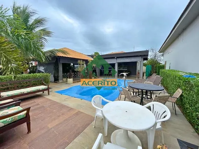 Fazenda com 578m² 4 quartos e 4 banheiros, à venda, no bairro Aeroporto em Araçatuba