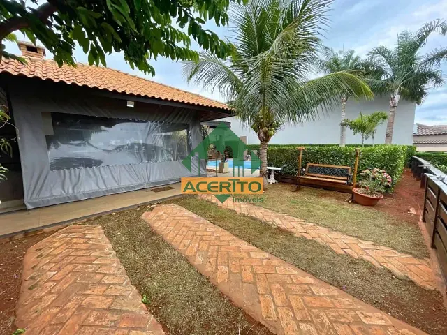 Fazenda com 578m² 4 quartos e 4 banheiros, à venda, no bairro Aeroporto em Araçatuba