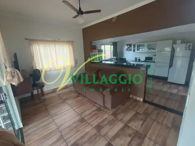 Fazenda com 463m² 2 quartos e 3 banheiros, à venda, no bairro Zona Rural em Icém