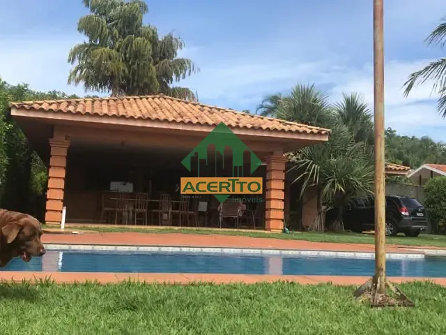 Fazenda com 1000m² 5 quartos e 6 banheiros, à venda, no bairro Chácaras Arco-Íris em Araçatuba