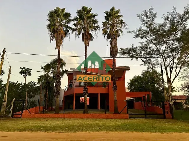 Fazenda com 566m² 2 quartos e 3 banheiros, à venda, no bairro Conjunto Habitacional Claudionor Cinti em Araçatuba