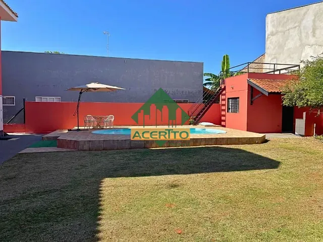 Fazenda com 566m² 2 quartos e 3 banheiros, à venda, no bairro Conjunto Habitacional Claudionor Cinti em Araçatuba