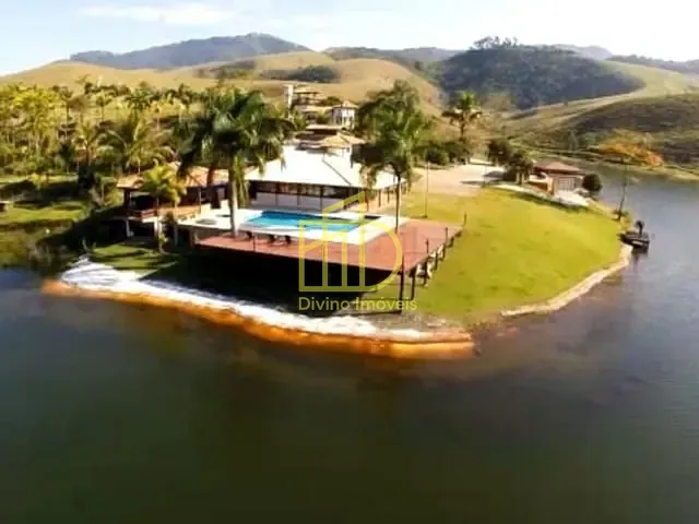 Fazenda com 1452000m² 5 quartos e 1 banheiro, à venda, no bairro Jardim América em São José dos Campos