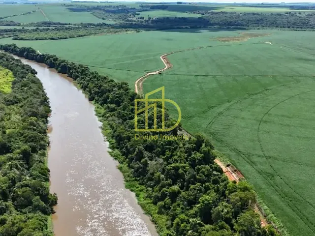 Fazenda com 4970000m², à venda, no bairro Serrinha da Prata em Paranapanema
