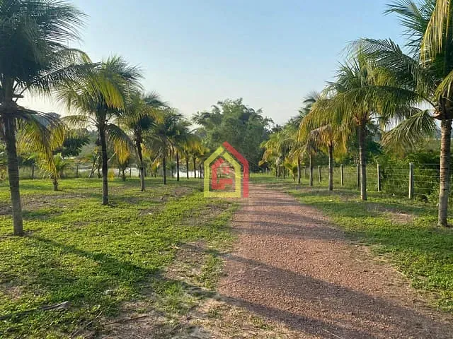 Fazenda com 338800m² 2 quartos e 2 banheiros, à venda, no bairro Zona Rural em São João do Araguaia