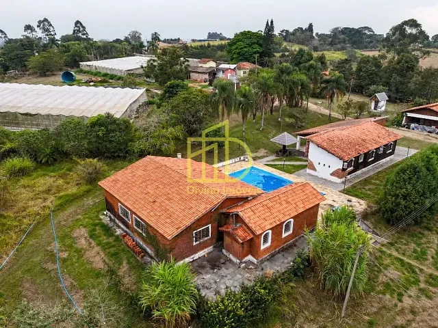 Fazenda com 726000m², à venda, no bairro Alambari em Alambari