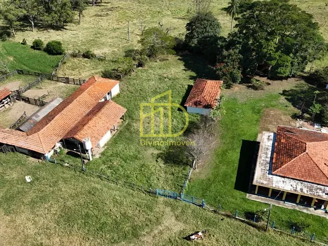 Fazenda com 3218600m² 1 quarto e 1 banheiro, à venda, no bairro Área Rural de Angatuba em Angatuba