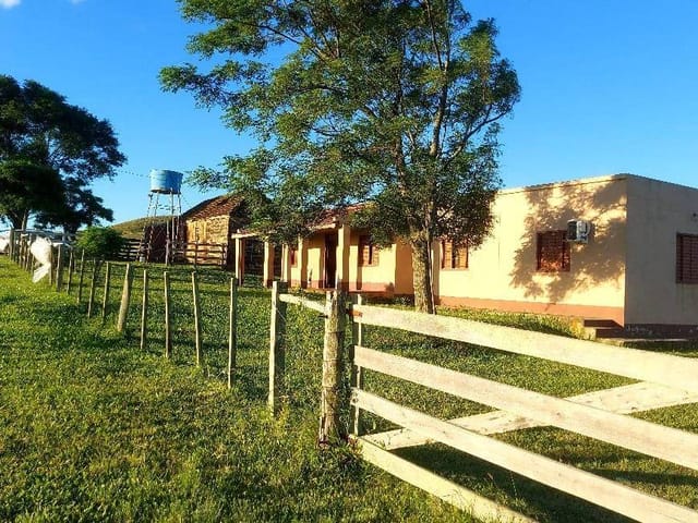Foto do Fazenda - Alegrete, Estrada do Caverá, 32,70 Hectares, Arrendada, Fazendinha ou Haras, banheiro de gado, tronco, mangueiras, cercada, à venda, Rio Grande do Sul | Imobiliária GreenVille