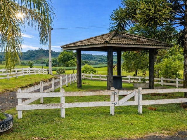 Fazenda com 3025000m² 3 quartos e 2 banheiros, à venda, no bairro Zona Rural em São João do Triunfo
