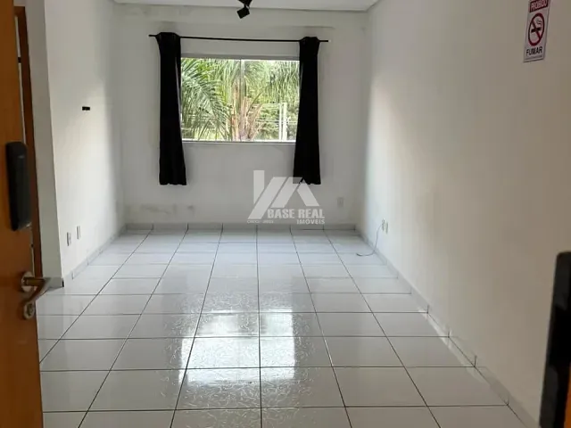 Flat 1 quarto e 1 banheiro, à venda ou para alugar, no bairro Uvaranas em Ponta Grossa