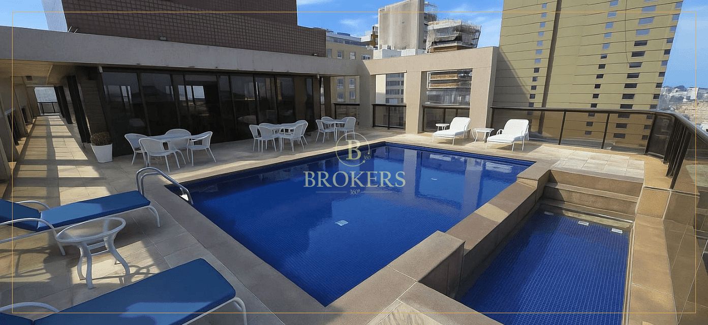 Flat à venda, Av Vieira Souto - Ipanema. Vista lateral mar, 2 quartos, sendo 1 suíte, 2 vagas na escritura - 90 m²