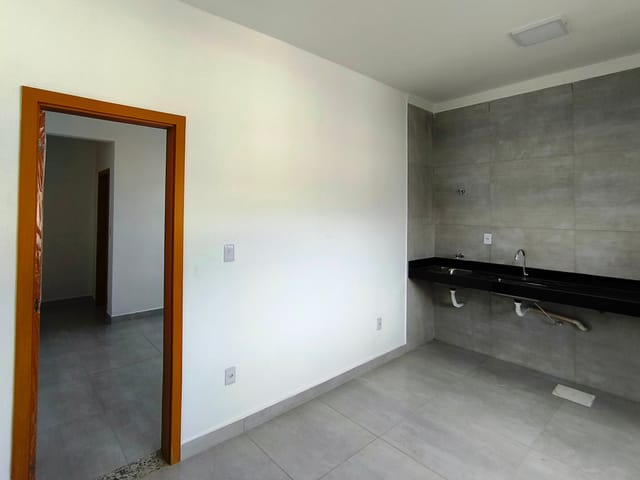 Flat com 48m² 1 quarto e 1 banheiro, à venda, no bairro Vila Bretas em Governador Valadares