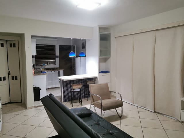 Flat 1 quarto e 2 banheiros, à venda, no bairro Barra da Lagoa em Ubatuba